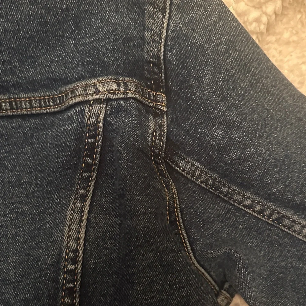 Levi's Dark Indigo Denim Jacket - Picture 14 of 15